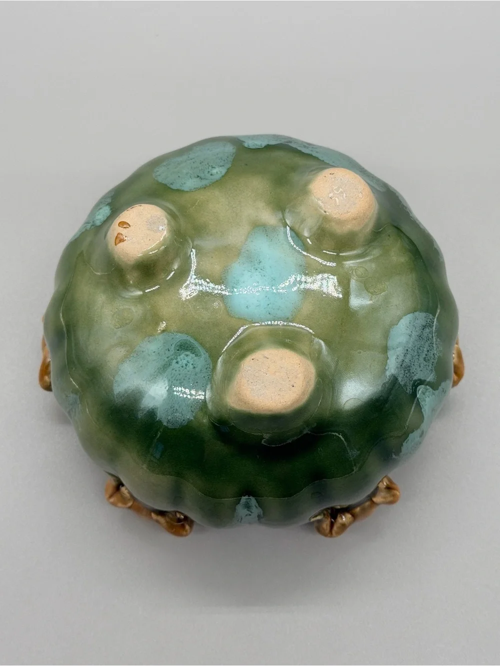 VTG Majolica Style Ceramic 6 Frogs Bowl Planter Green Drip Glaze Lily Pad 5